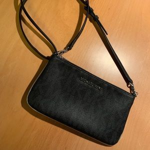 Michael Kors Crossbody Bag